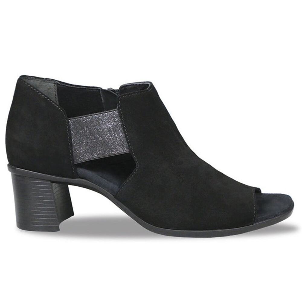 Munro sable Black Suede Sandal Size 7N
